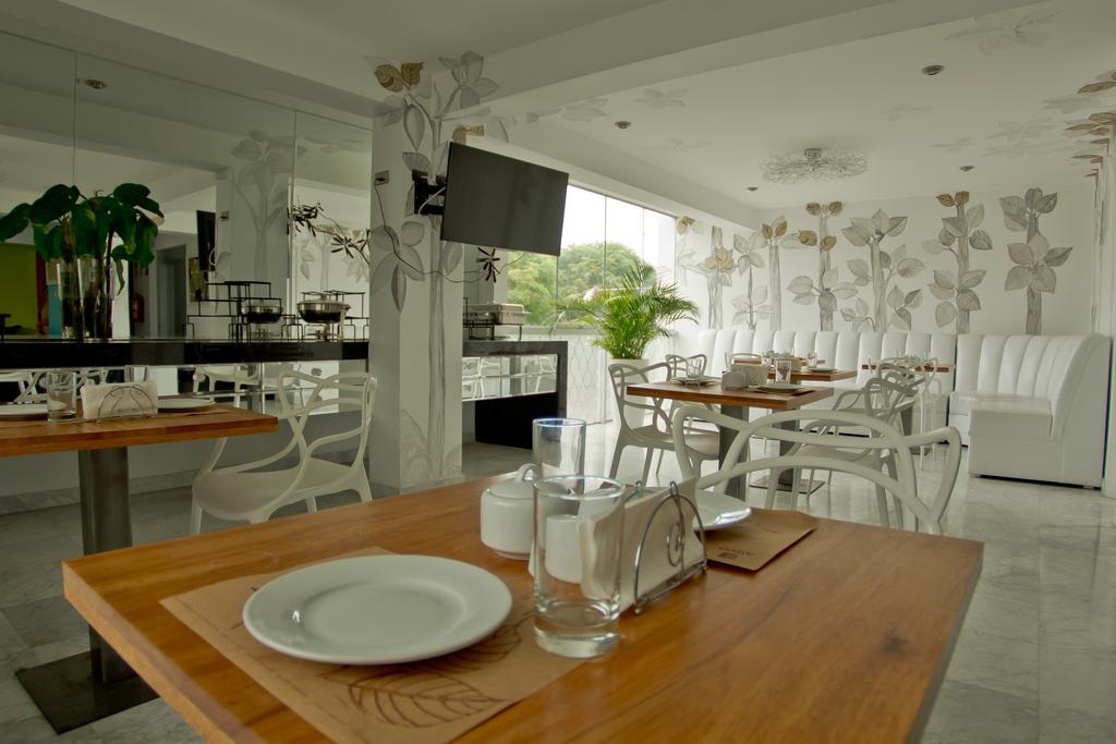 Arvo Hotel Boutique Trujillo Esterno foto